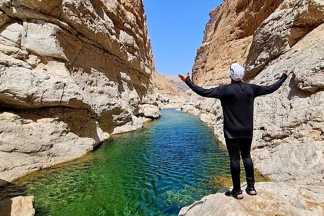 A Natural Treasure:  Private Day Tour in Wadi Shab