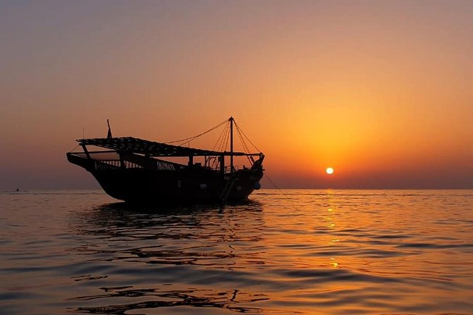 Croisière en boutre traditionnelle au coucher du Soleil